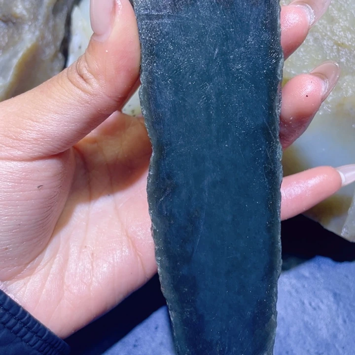 和田玉未镶嵌珠宝半成品