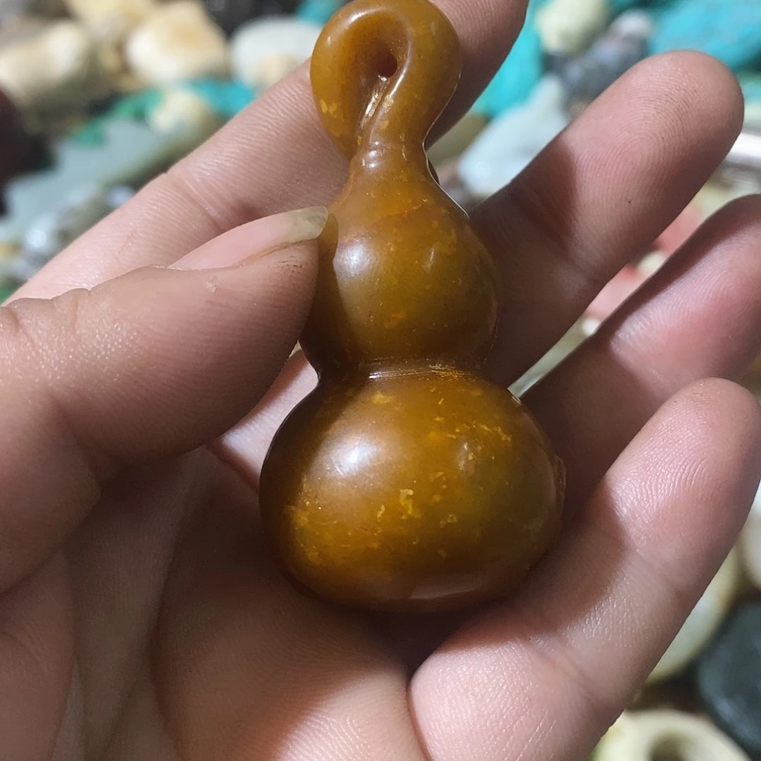 和田玉（糖玉）未镶嵌挂件