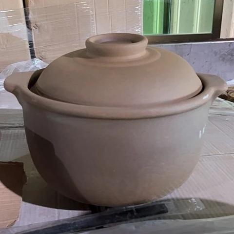 微瑕，明火，口径27厘米，高度15，6L有气泡