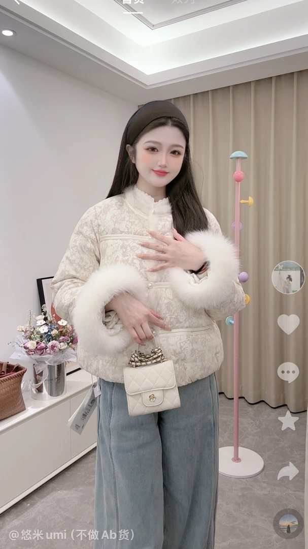 狐狸毛2025冬季过年新款真水貂毛国风羽绒服显瘦轻奢洋气外套女