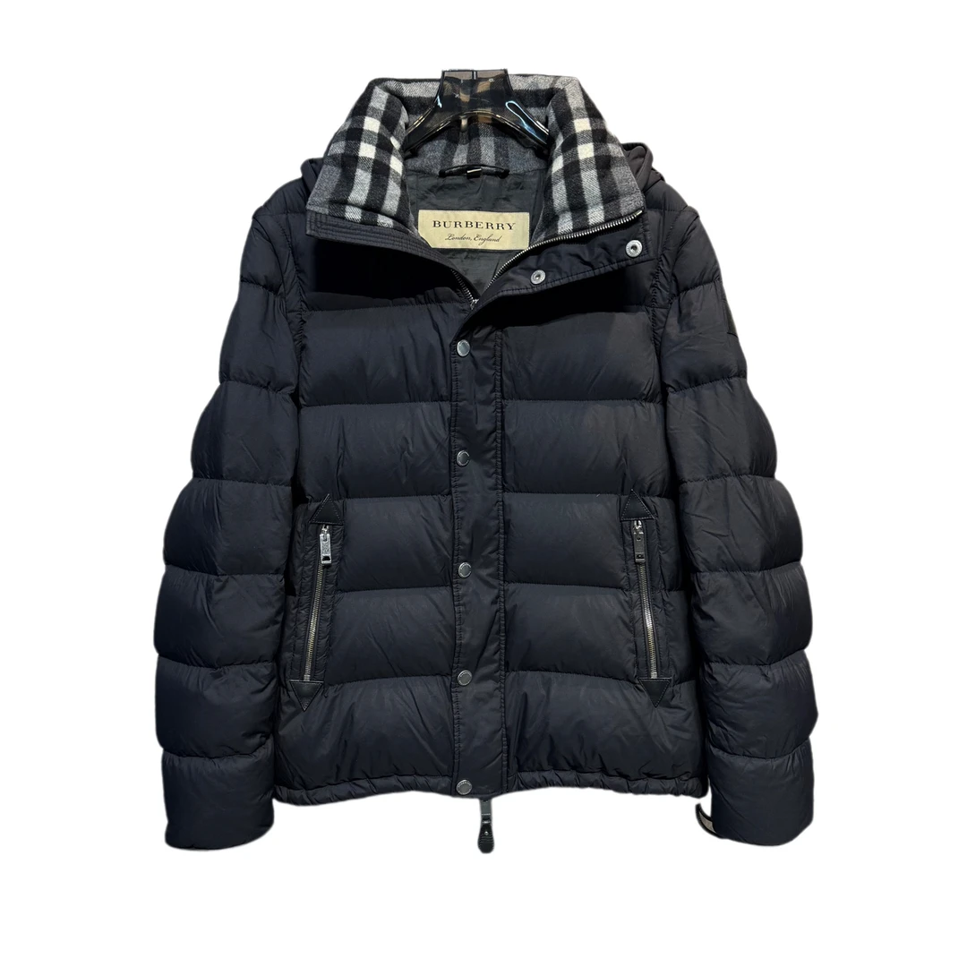 95新 BURBERRY/博柏利 纯色连帽羽绒服/52码/工价18044/编10360