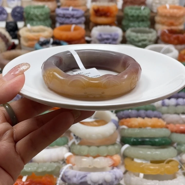 石英质玉未镶嵌手镯