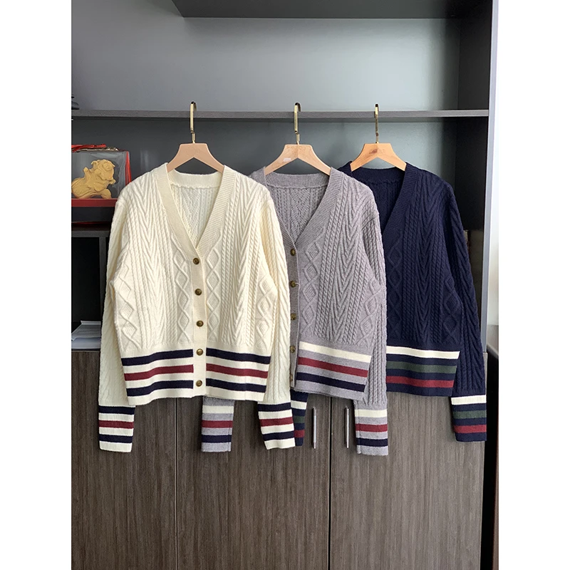 秋季新款撞色针织衫 毛衣