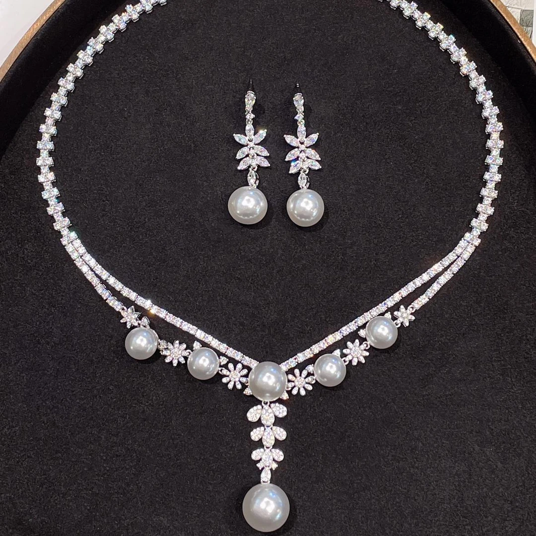 925银耳饰 轻奢精美设计长款女神范白光圆润人工贝珠耳坠项链