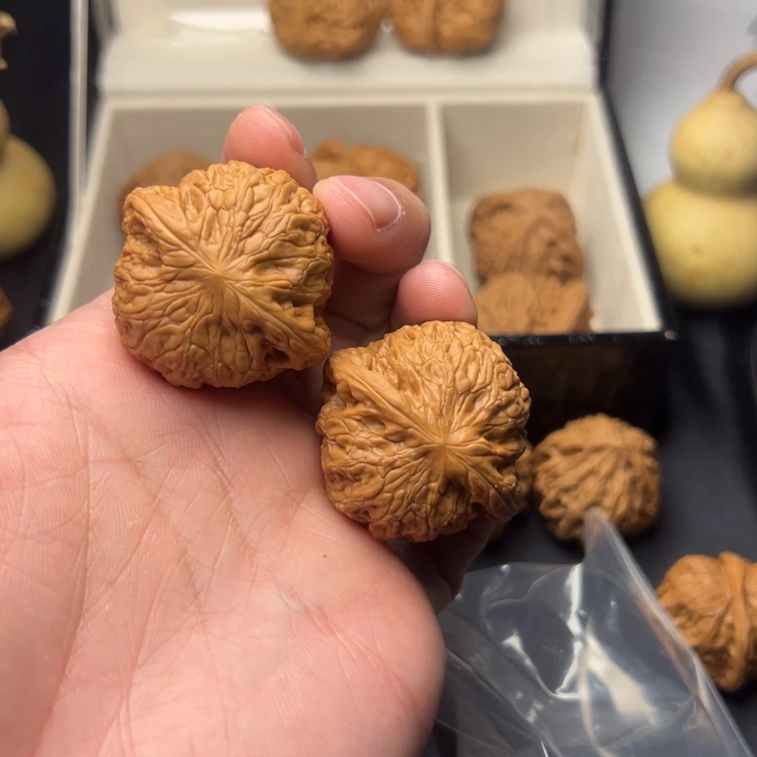 楚***玖把件文玩核桃铁锤