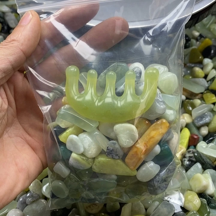 蛇纹石玉鱼缸石未镶嵌