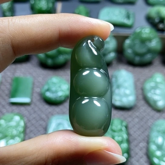 【闪购商品】颈饰未镶嵌和田玉