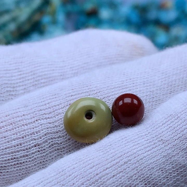 南红玛瑙未镶嵌珠宝奇石