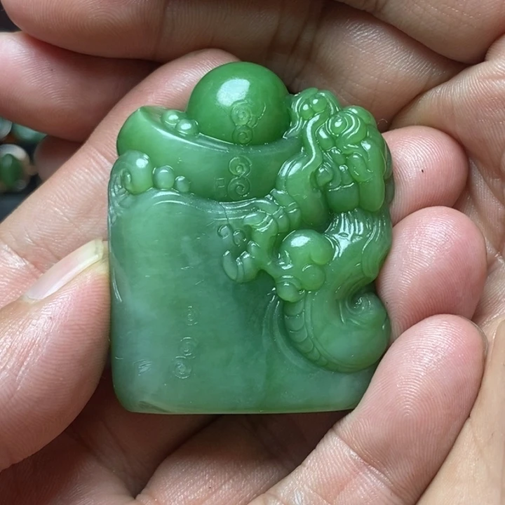 和田玉（碧玉）未镶嵌挂件大*鹏