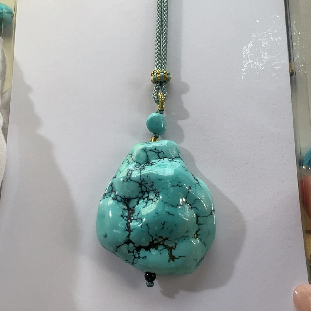 绿松石未镶嵌挂件