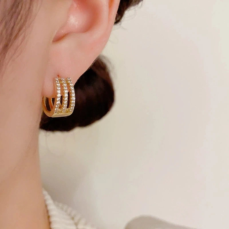 铜合金锆石耳饰 2025新款A3爆款耳饰网红款简约圈耳扣时尚高级感
