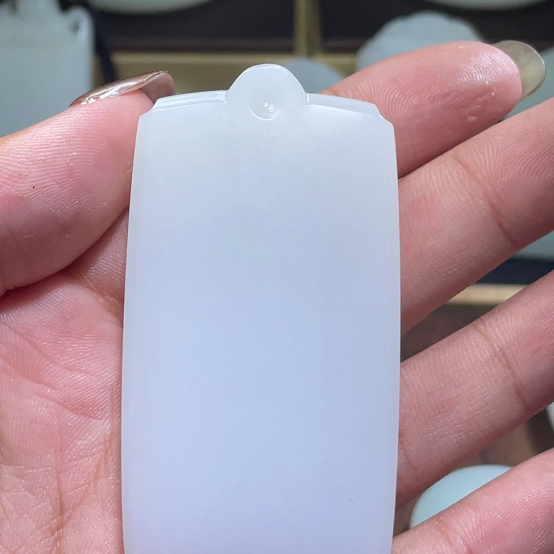 钱***$和田玉未镶嵌手链