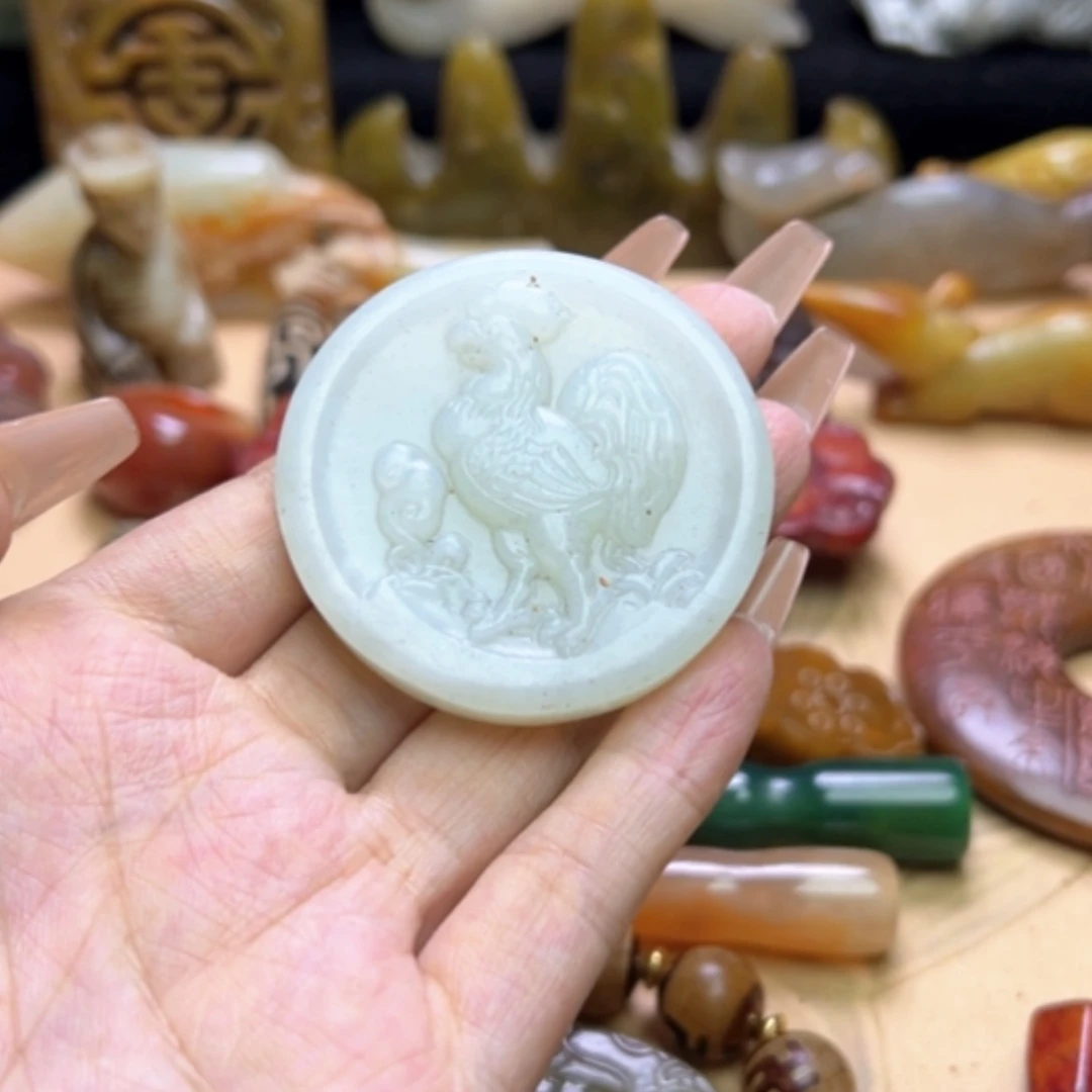 【闪购商品】蛇纹石玉未镶嵌颈饰