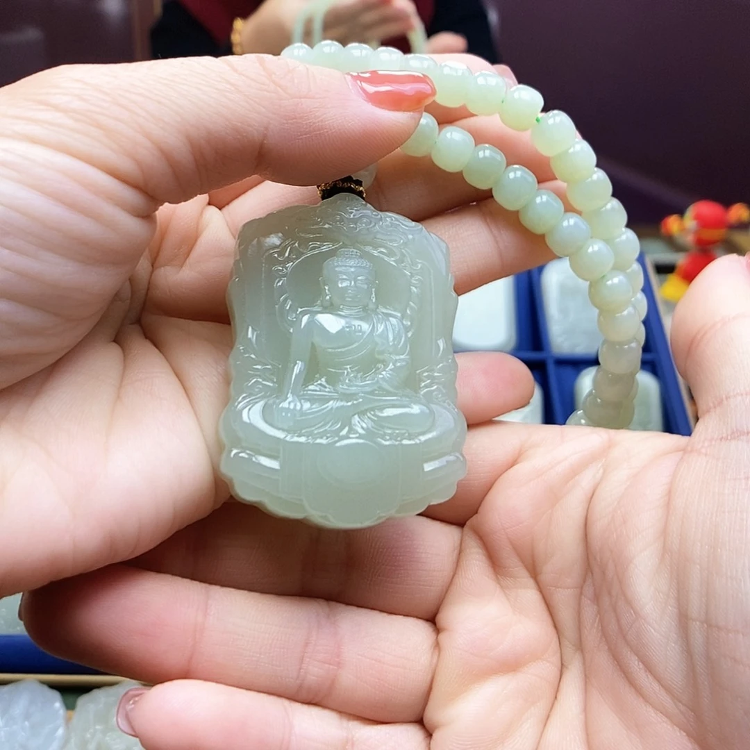 和田玉颈饰未镶嵌阿****r