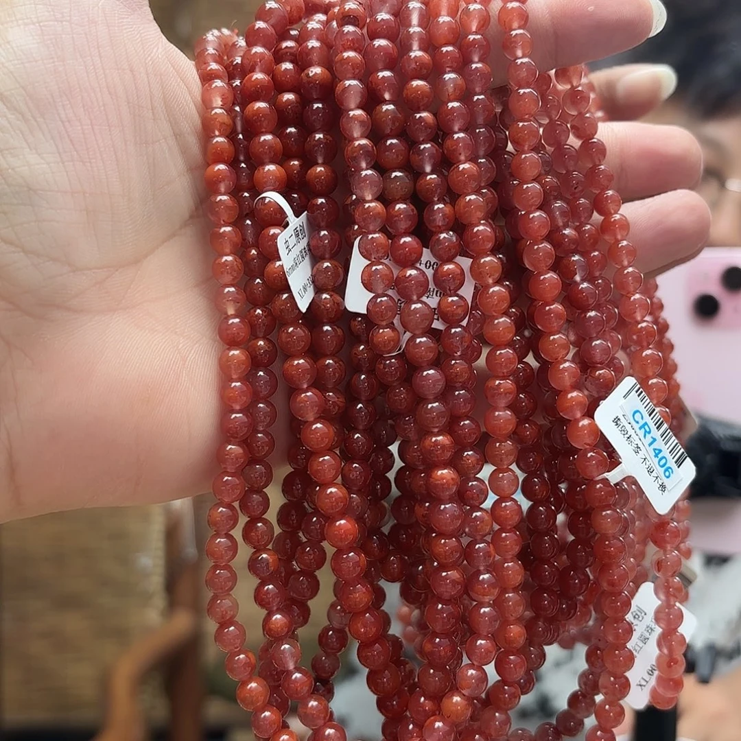 南红玛瑙未镶嵌素发一件