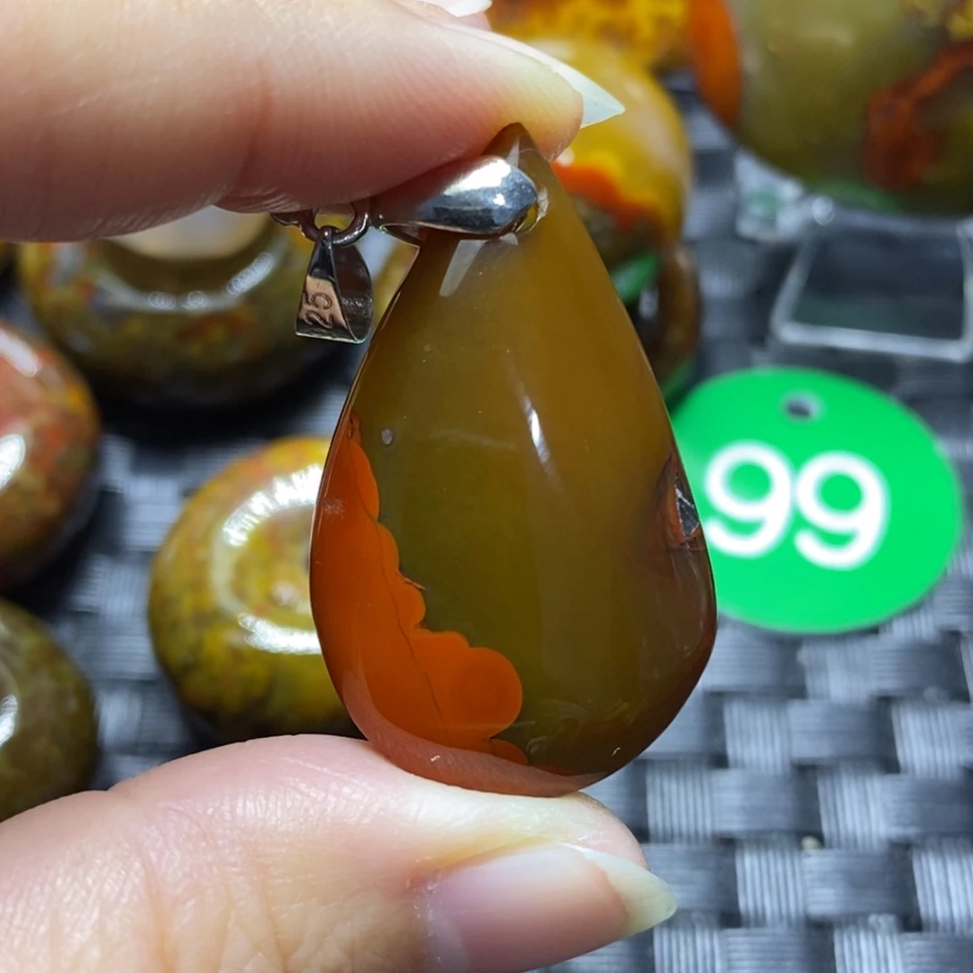 未镶嵌颈饰玛瑙/玉髓褚*波