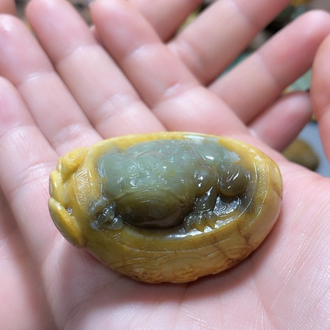 【闪购商品】岫岩河磨玉（透闪石质玉）把件未镶嵌小*