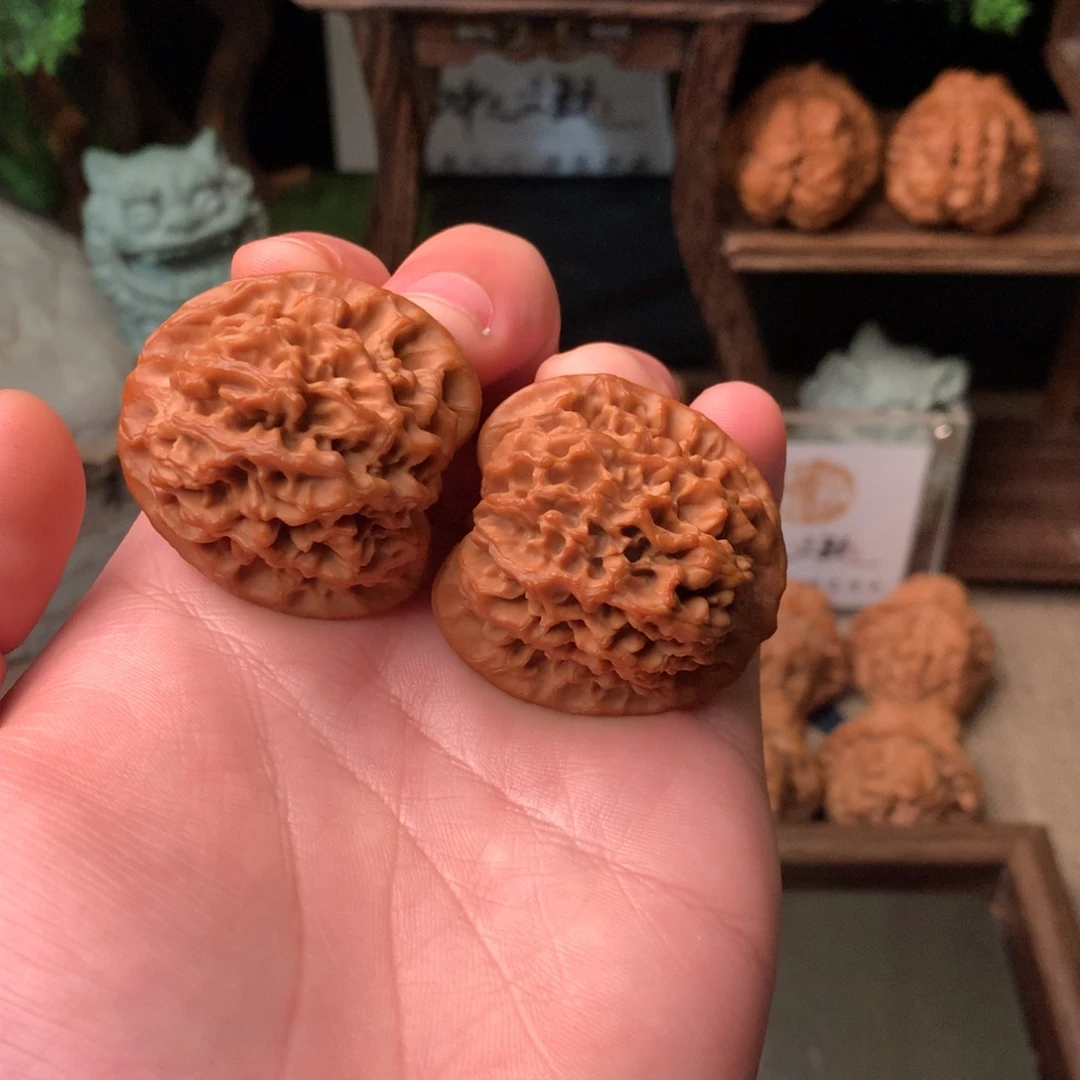 文玩核桃把件39尺寸秦闷