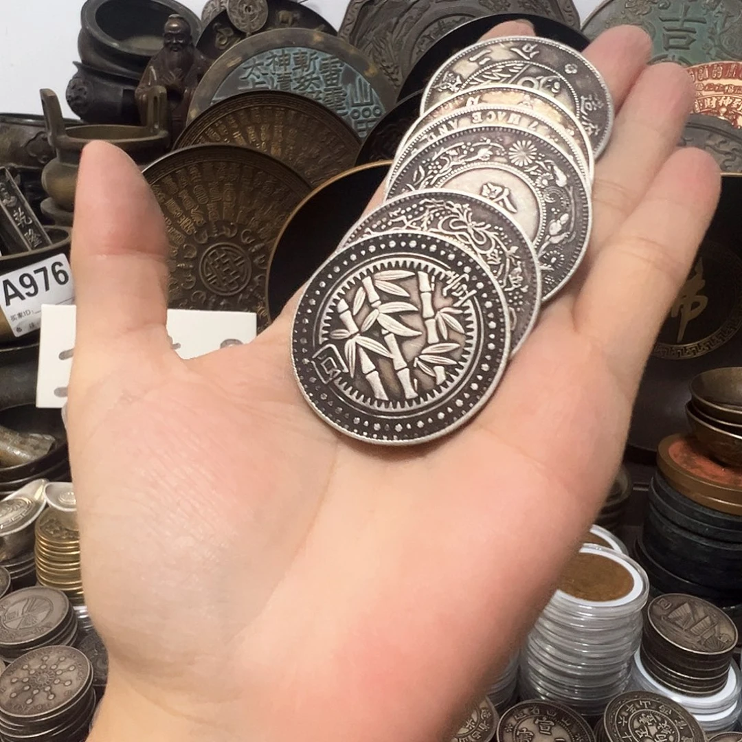 金属复古风格摆件