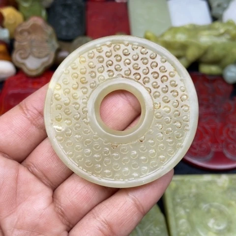 和田玉颈饰未镶嵌25