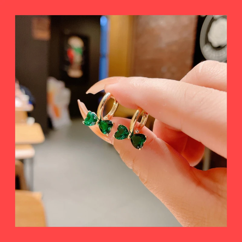 铜合金锆石耳饰 轻奢新款小众百搭时尚锆石气质蝴蝶结耳扣女士个