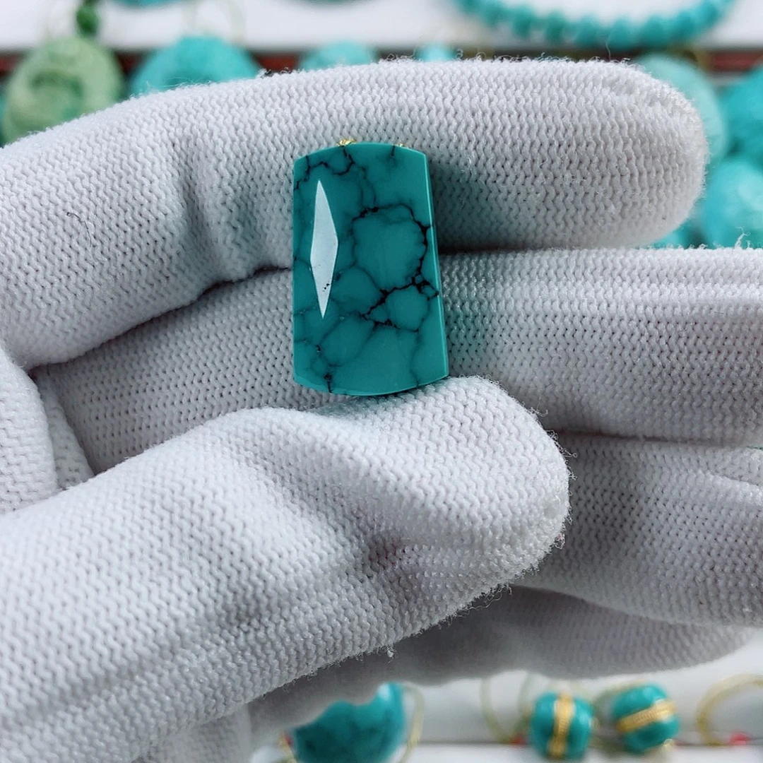 绿松石未镶嵌车挂