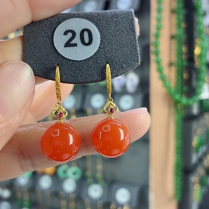 南红玛瑙18K金镶嵌耳饰