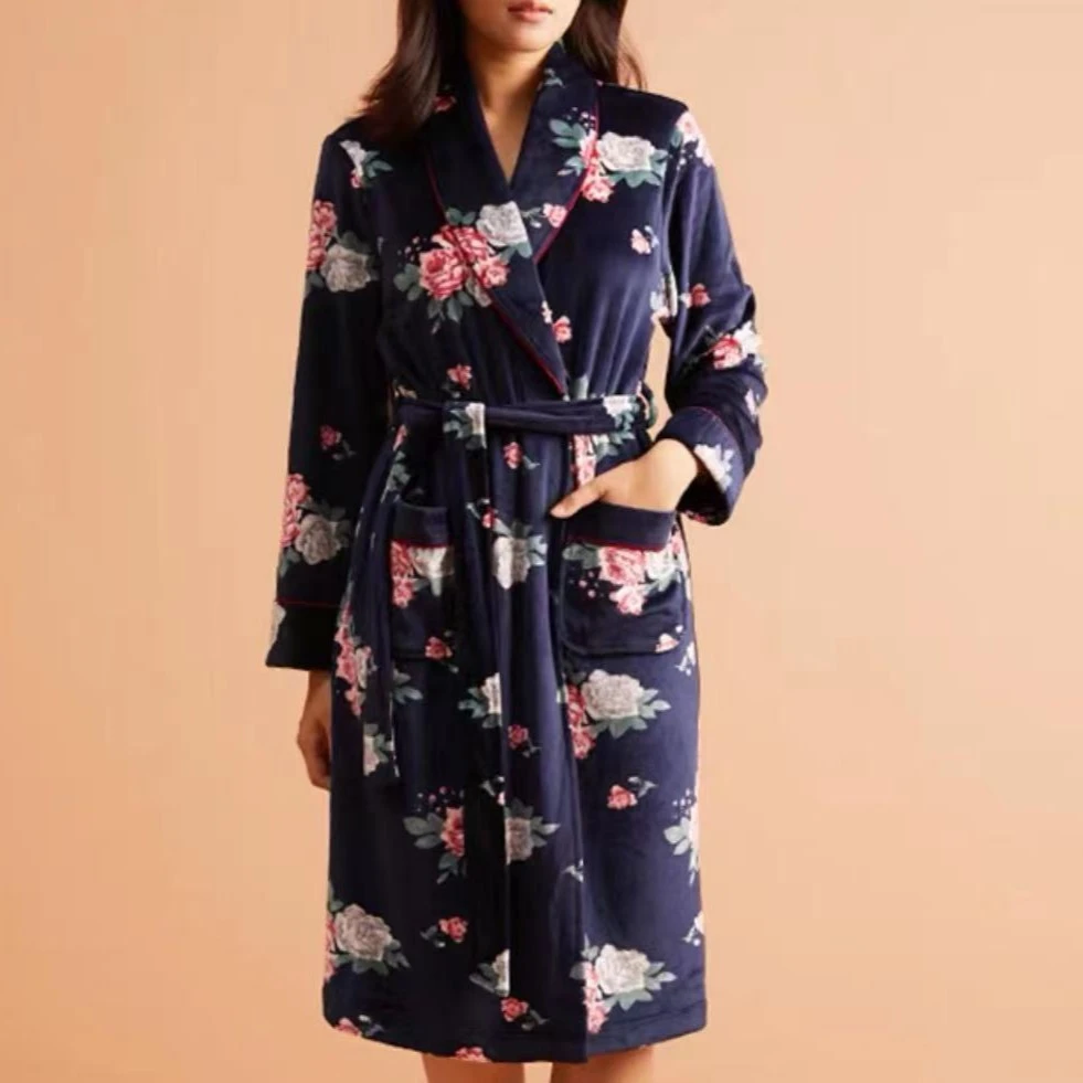 9632女式超好看玫瑰宝宝绒睡袍