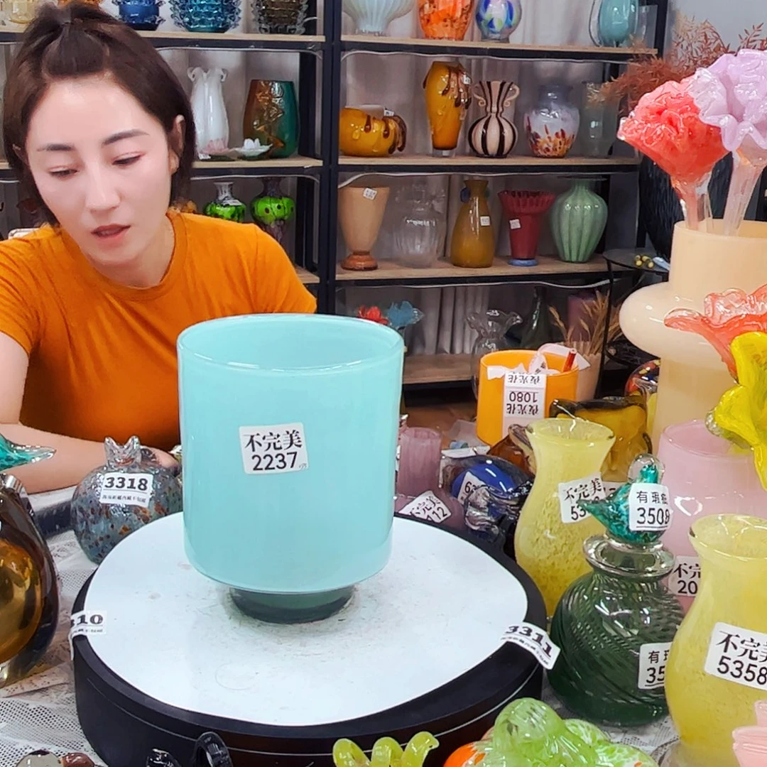 2237 家悦琉璃工艺品不完美
