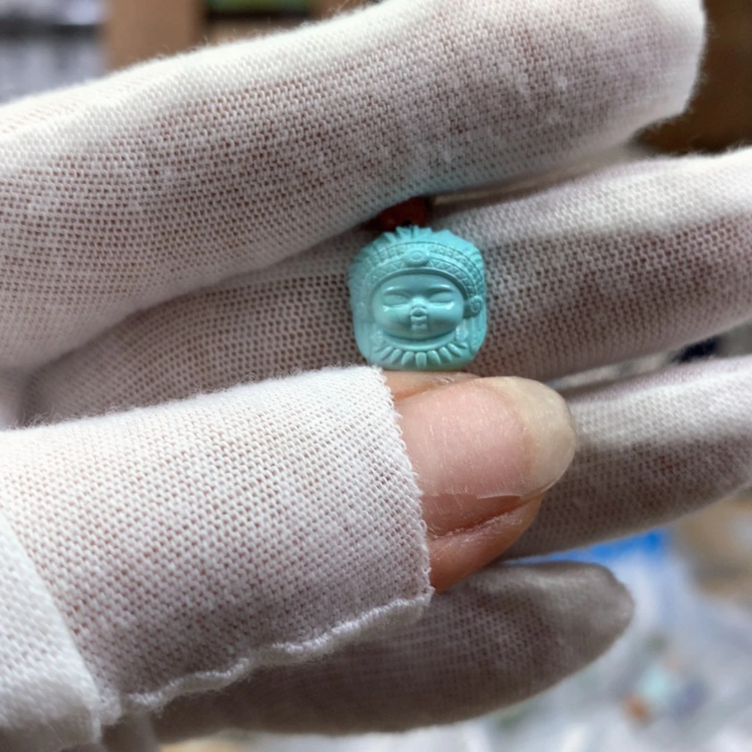 绿松石未镶嵌挂件