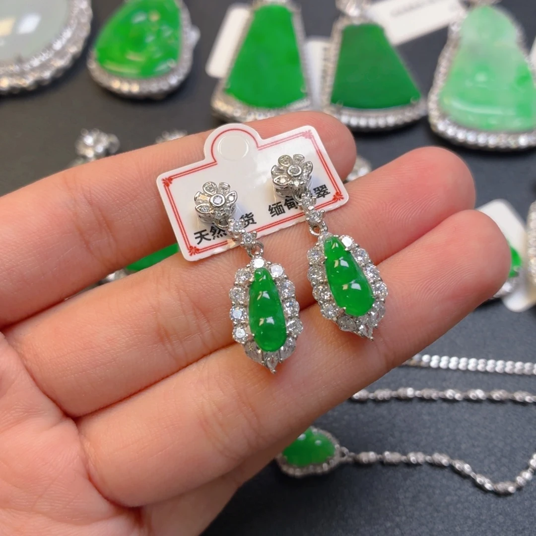 翡翠银S925镶嵌颈饰