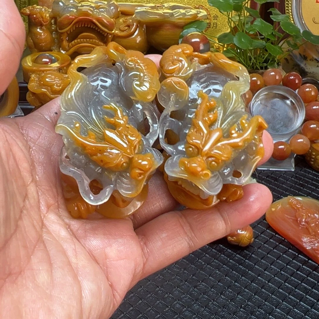 石英质玉未镶嵌颈饰