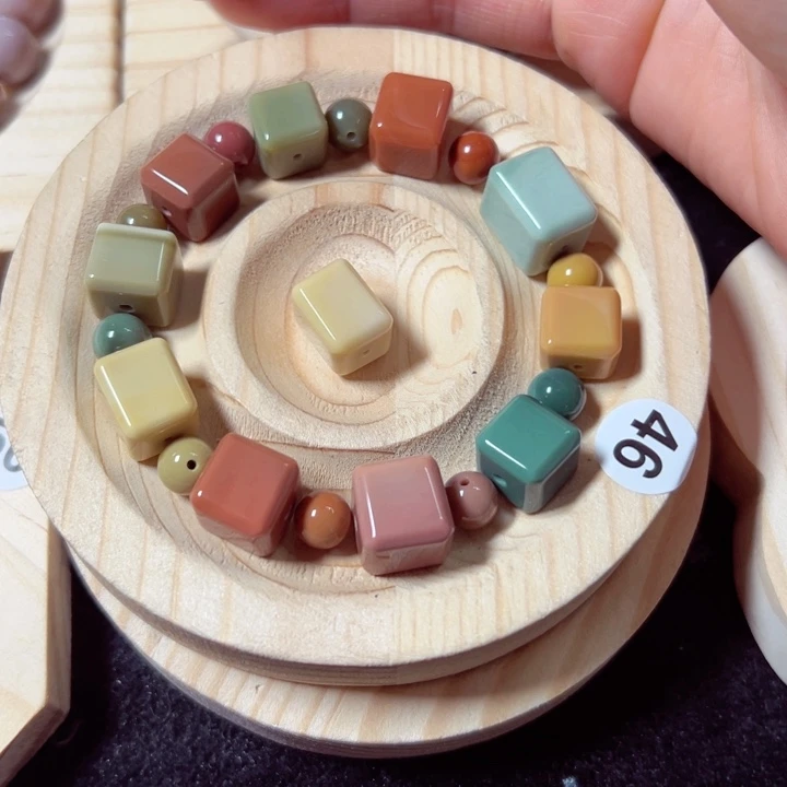 石英质玉手链未镶嵌木*呀70