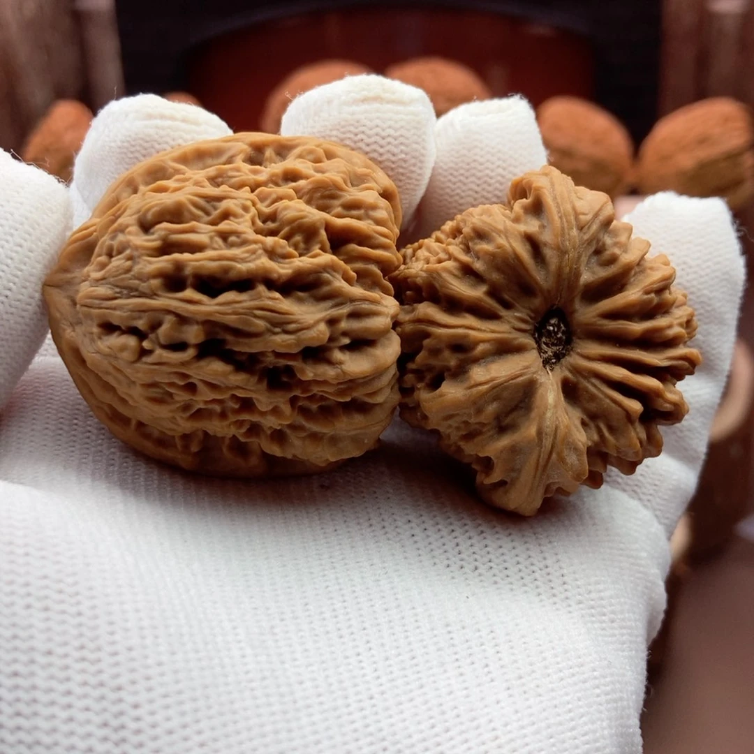 文玩核桃吊坠团子拉丝凹39.6.37.39.42.6克单不差