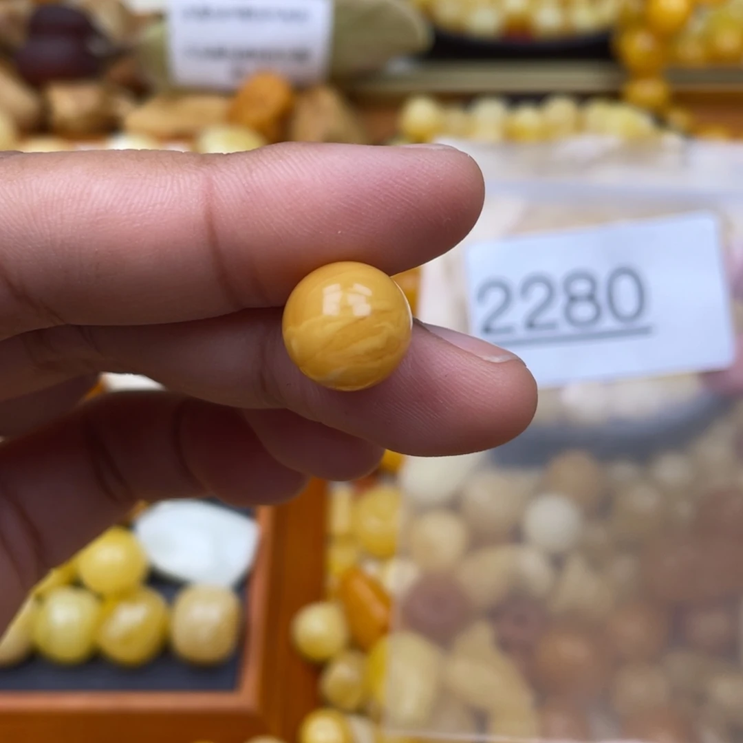 琥珀珠宝奇石未镶嵌12.2m