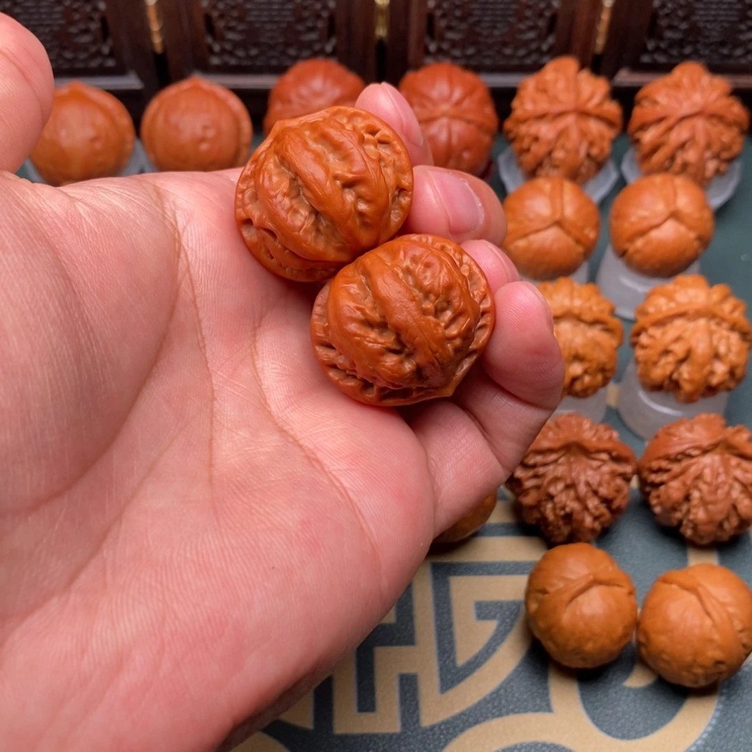 把件文玩核桃哈*小霸王龙