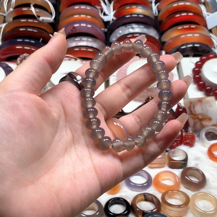 玛瑙/玉髓手链未镶嵌。****べ