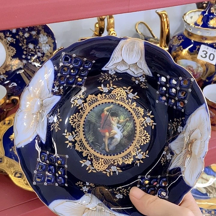 微瑕……………………………………