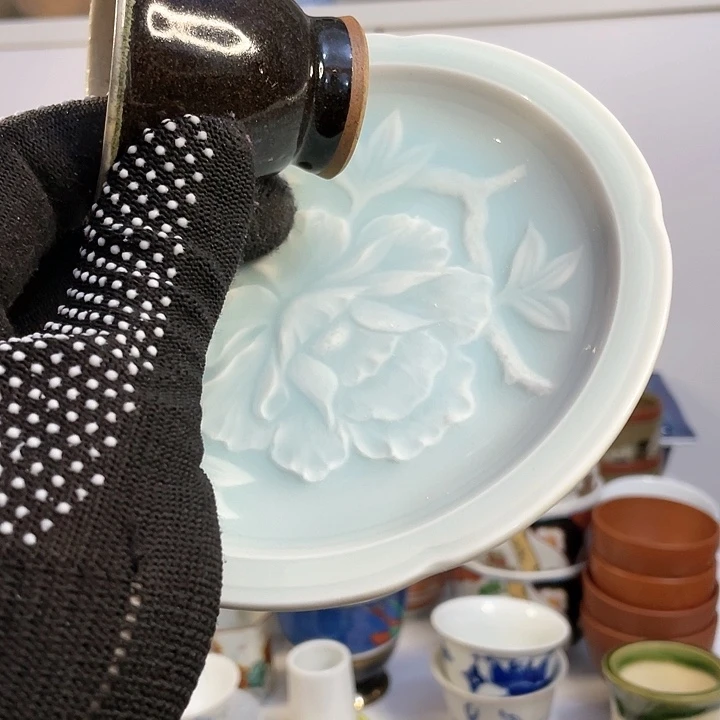中古回流瓷器默认微瑕介意勿拍初****?