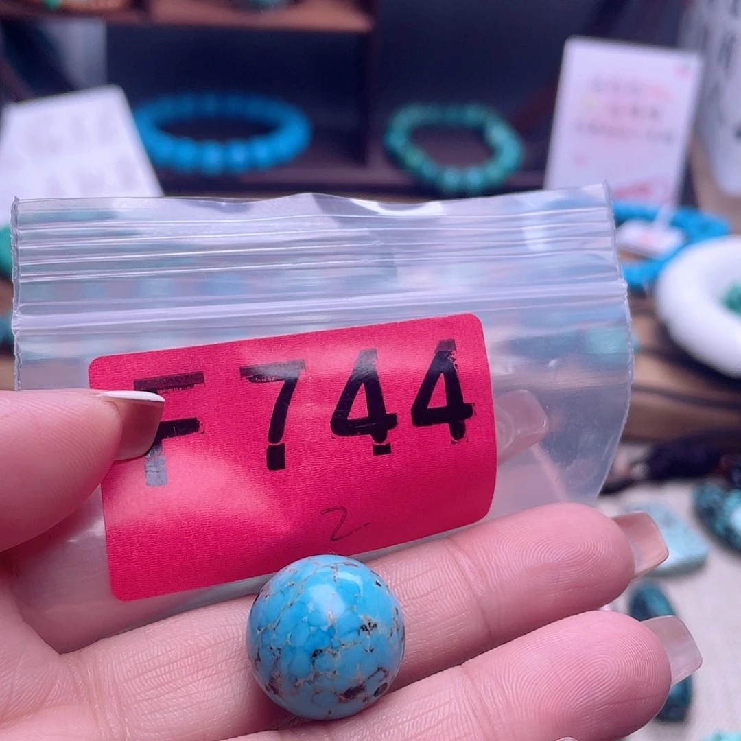 十堰原生态绿石头特色手工配饰