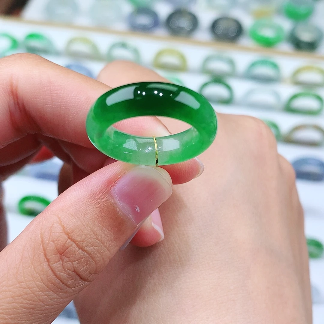 翡翠戒指未镶嵌11-12号冰润辣绿