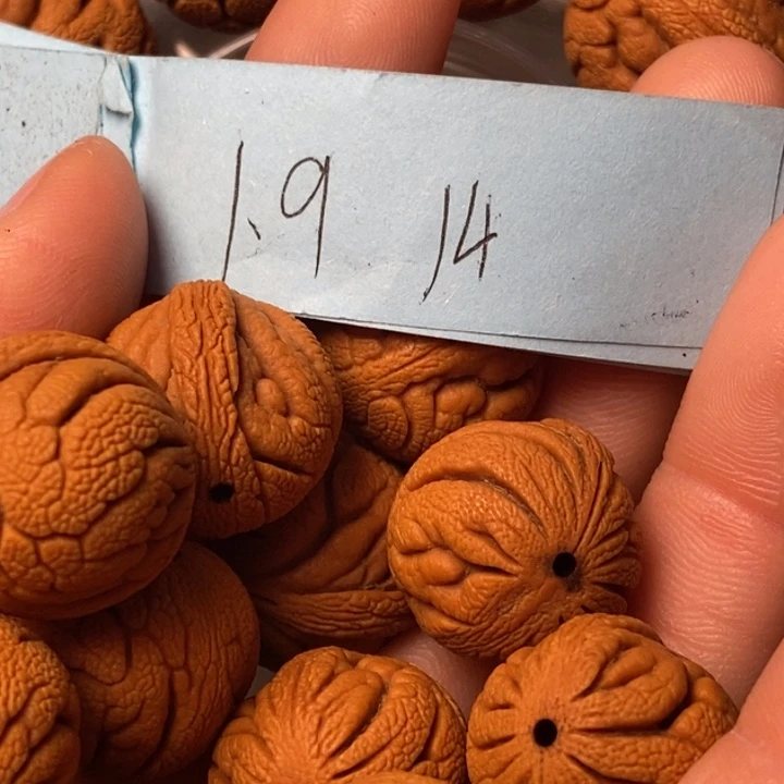 吊坠桃核陕西秦岭山桃核