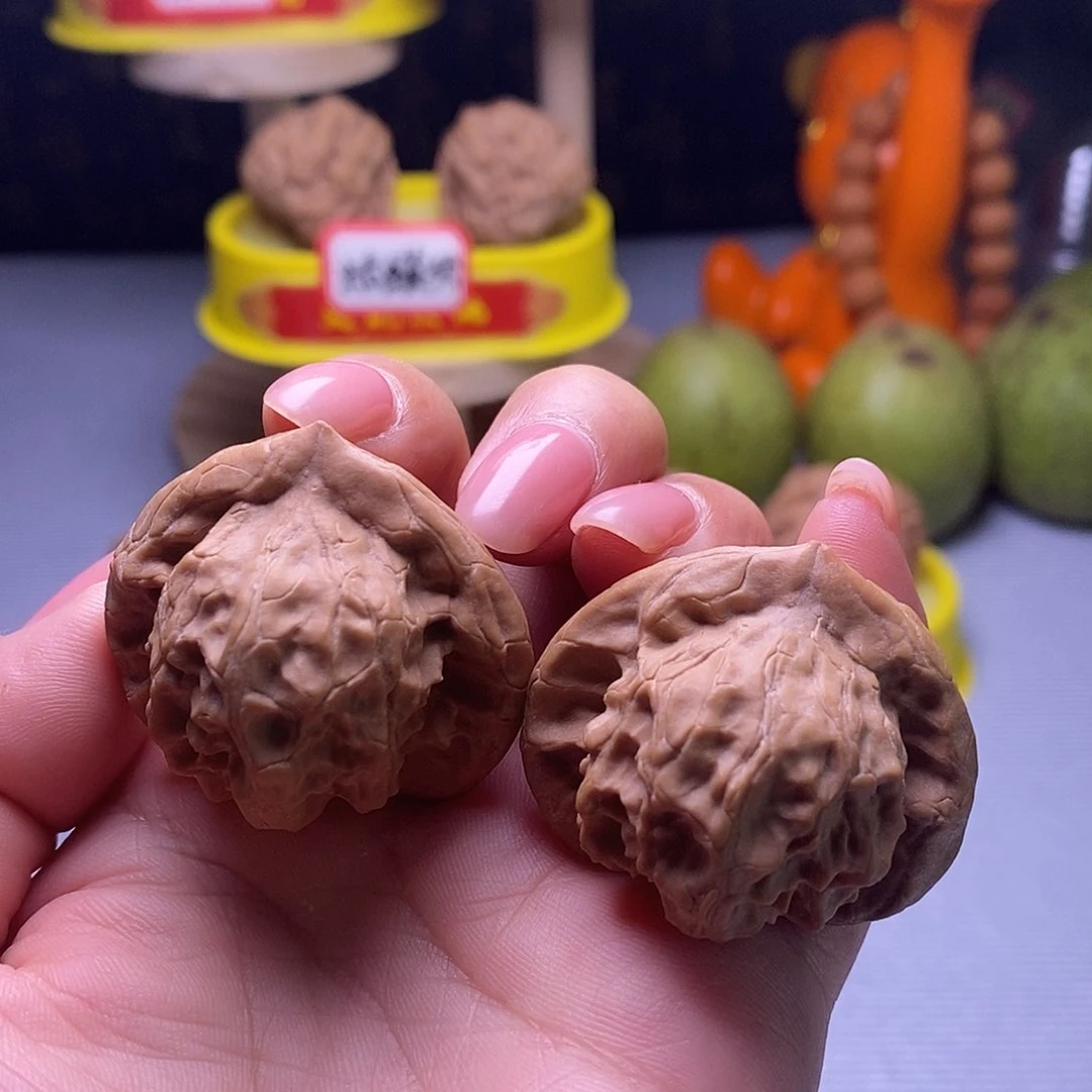 把件文玩核桃016大耳朵图图39尺全品