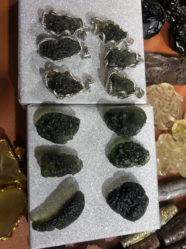 非金属玻璃吊坠 HP7056捷克玻璃原石吊坠（多样性发一）