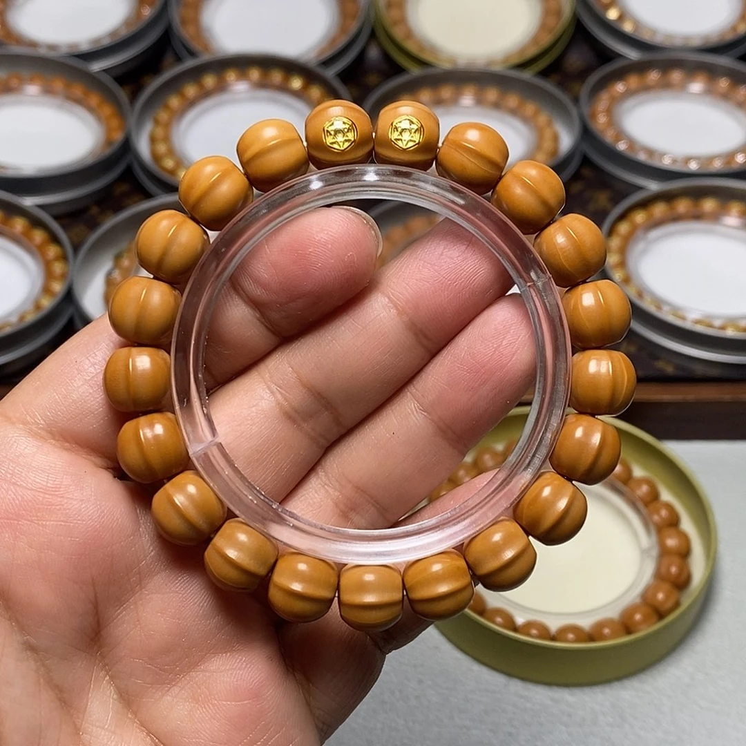 猴头核桃手串25号18k双标小鲨鱼鳍11左右