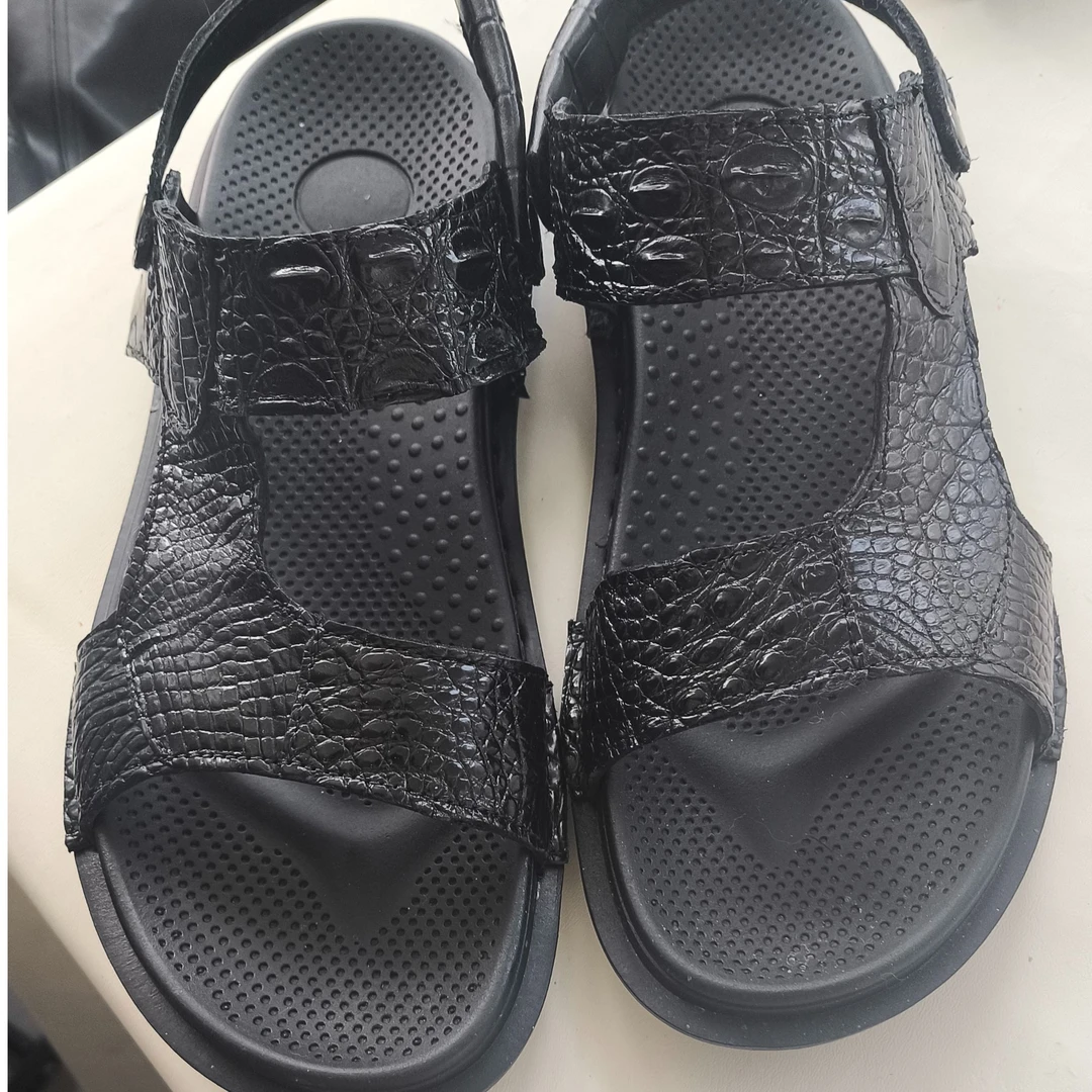 鳄鱼皮凉鞋耐磨缝制鞋沙滩鞋时尚平底夏季沙滩潮流休闲