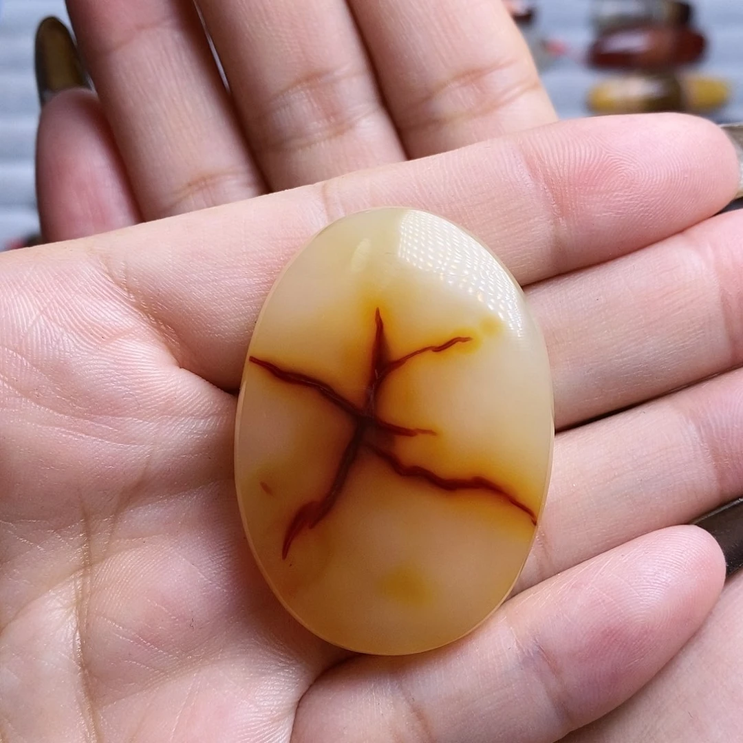未镶嵌颈饰玛瑙/玉髓