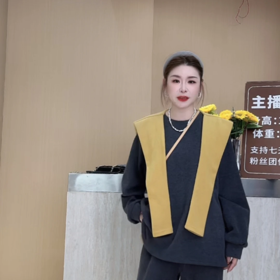 秋季休闲宽松圆领上衣外披直筒休闲裤时尚套装