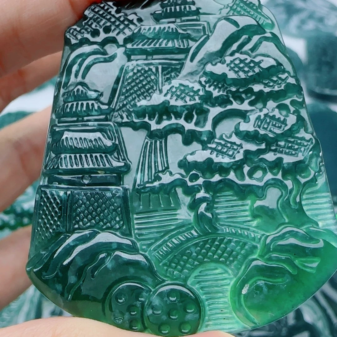 颈饰未镶嵌翡翠多样性发货天然的A货翡翠