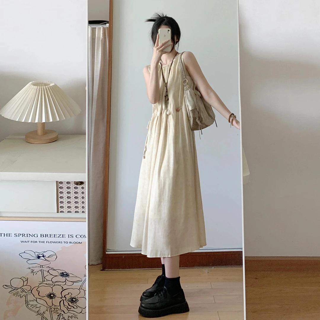 海边度假无袖吊带背心连衣裙子女装2025新款法式夏季穿搭长裙3473